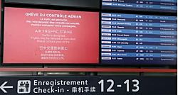 Почти 1000 авиарейсов отменены во Франции из-за забастовки