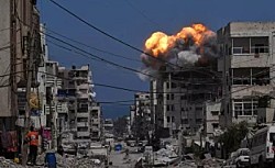  Дейр-эль-Балах в огне