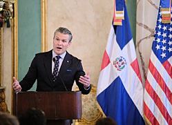 Второй удар по предполагаемому судну, перевозившему наркотики, одобрил адмирал Брэдли, а не Хегсет