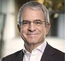 Глава компании Nestle Лоран Фрейше уволен  из-за «романтических отношений» на работе