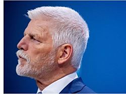 Президент Чехии предлагает НАТО  сбивать дроны над Европой