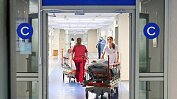 Новосибирские медики пожаловались на дефицит лекарств и низкие зарплаты час назад