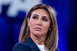 Мужчина с битой напал на офис Алины Хаббы