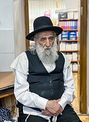 «Україна — то свята земля для євреїв». Як минуле міст з єврейськими громадами спростовує російську пропаганду