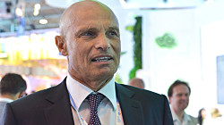  Связанный с Путиным торговец нефтью решил передать бизнес американцу