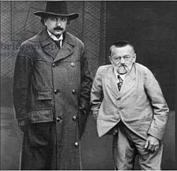 Помните анекдот про инженера, который запросил плату в размере $10 000 и обосновал это тем, что 1 доллар нужно заплатить за поворот винта, а 9999 — за то, чтобы знать, какой винт именно нужно повернуть?