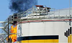 Украинские дроны атаковали НПЗ в Саратове