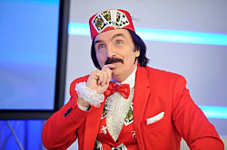 Амаяк Акопян о себе