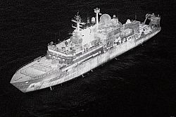 Британское МО обвинило корабль МО РФ в применении лазеров