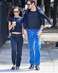 Новая стильная пара: Зои Кравиц и Гарри Стайлз выходят на публику