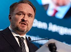 С российским газом и нефтью в Европе покончено навсегда: Еврокомиссар в интервью Euronews