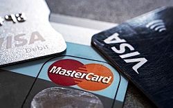 Нью-Йорк потерял 17 миллионов из-за сбоя в работе дебетовых карт