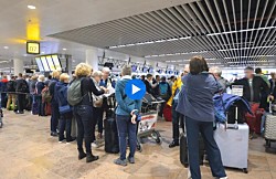 Аэропорты ЕС снимут ограничения на жидкости в ручной клади