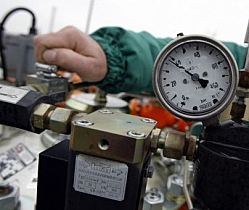 Казахстан сократил поставки сырья в Россию из-за удара Украины по Оренбургскому газоперерабатывающему заводу 