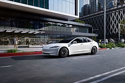 Tesla   о выпуске более дешевого автомобиля.