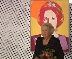 Картину Уорхола выбросили на свалку во время ремонта голландской ратуши