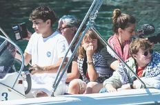 Военные Израиля задержали судно с Гретой Тунберг и другими активистами