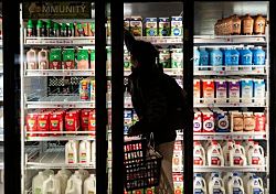 Судья обязал Трампа выплатить полные льготы по программе SNAP