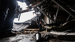 Российский дрон ударил по роддому в Сумах