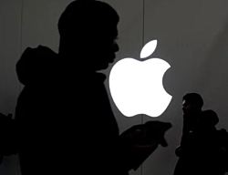 Apple тайно прослушивала разговоры пользователей, записывая их с помощью голосового помощника Siri
