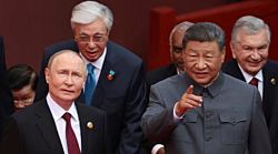 Встречаются два вампира в Пекине