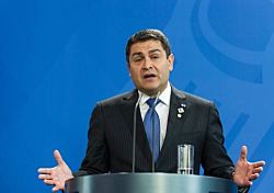 Трамп объявил о помиловании экс-президента Гондураса, осужденного на 45 лет за наркоторговлю. 