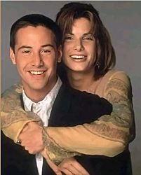 "Он был таким красивым и милым", – вспоминала Сандра Буллок знакомство с Киану Ривзом спустя 25 лет после того, как они впервые встретились