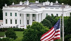 Раздел с "Залом позора" СМИ, которые, как утверждается, искажают действия властей США, появился на сайте Белого дома. 