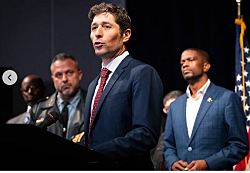 Федеральные власти планируют операцию в Миннесоте, направленную против сомалийских иммигрантов.