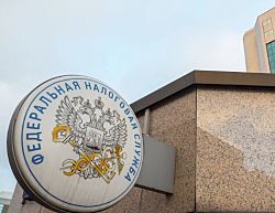 ФНС начала массовые проверки россиян с банковскими счетами в ОАЭ