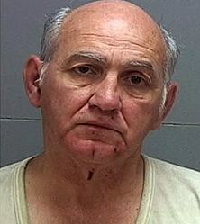 Мужчина, ложно утверждавший, что застрелил Кирка, обвиняется в детской порнографии