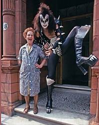 Маменькин сынок