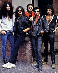 Deep Purple — британская хард-рок группа, образованная в феврале 1968 года в Хартфорде, Англия.